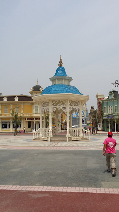  濟(jì)南泉城歐樂堡（歐樂堡浮雕涼亭）